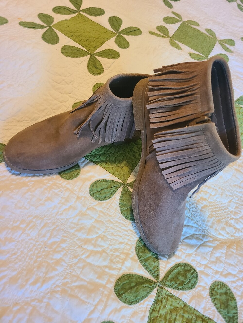 Mossimo Fringe Suede Ankle Boots - Taupe Size 8 1/2